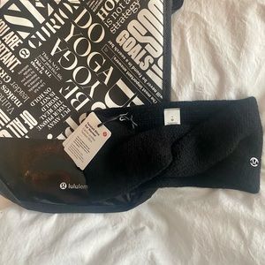 Lululemon Ear Warmer (BRAND NEW)